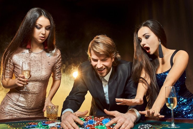 Layar permainan Mahjong Ways dengan simbol-simbol tradisional Asia di platform mpo600
